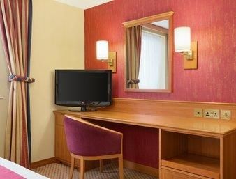 Savera South Hotel 3*