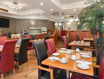 Savera South Hotel 3*