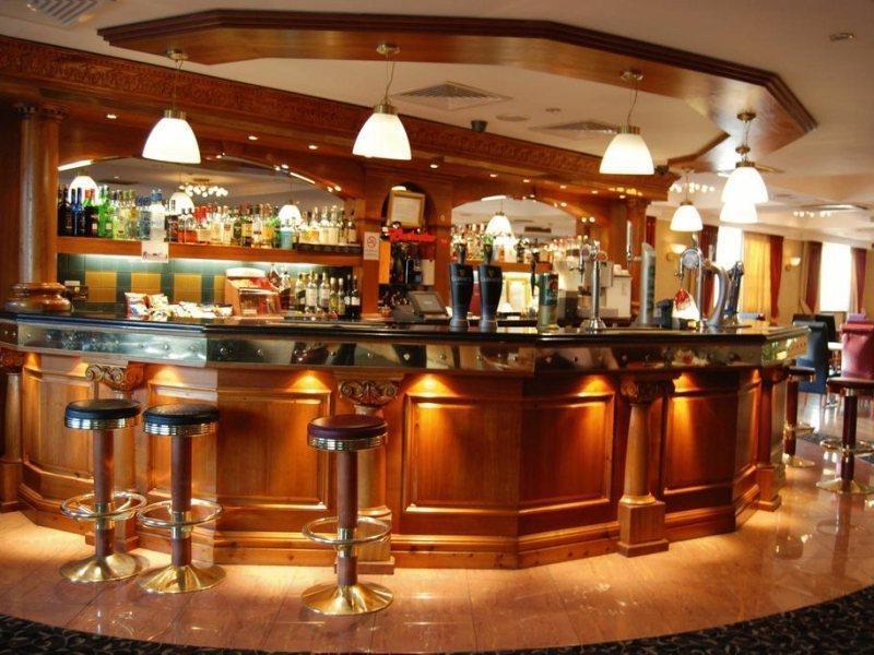 Savera South Hotel 3*
