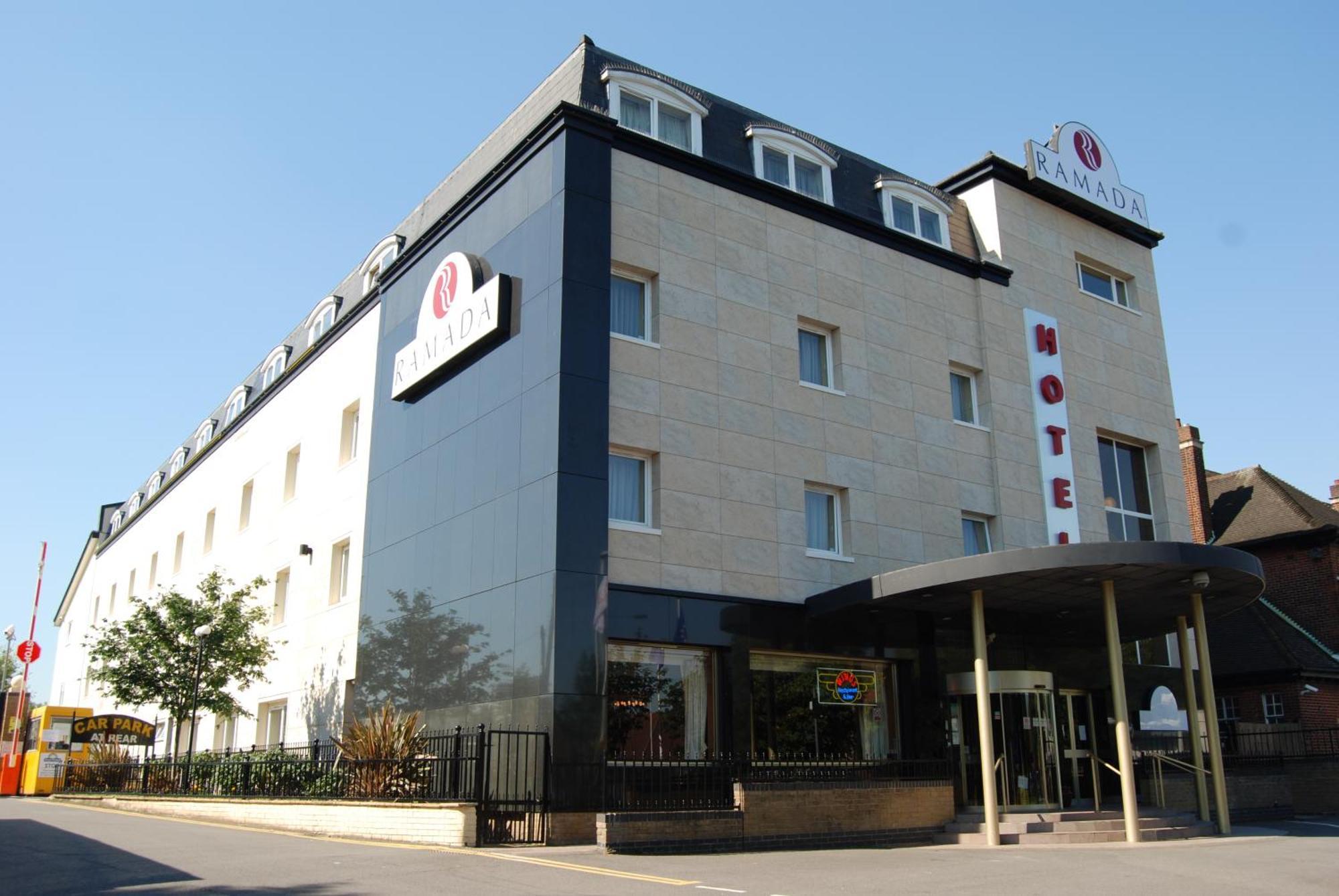 Hotel Savera South